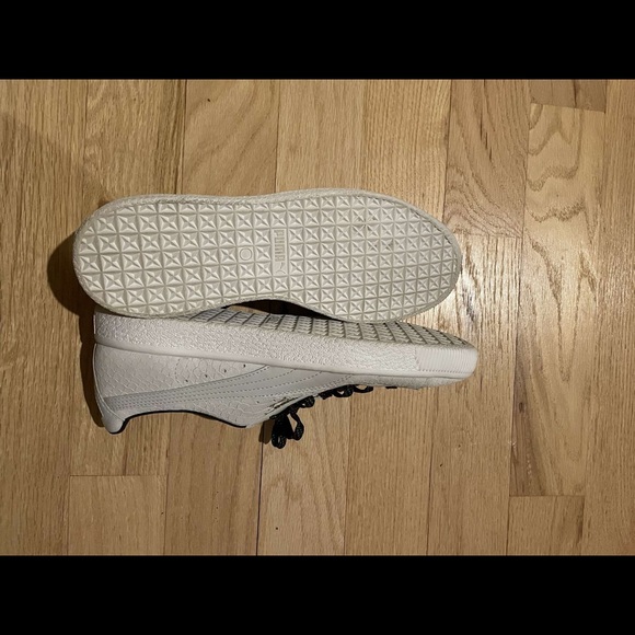 Casual Puma Shoes - Picture 3 of 3